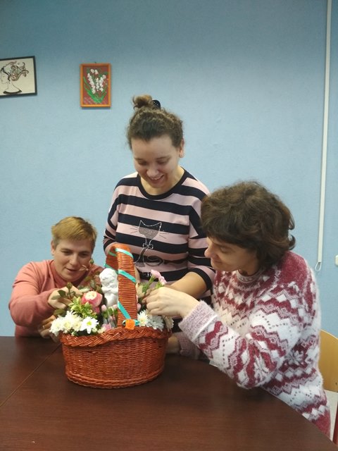 Подробнее о статье ЦВЕТЫ ДЛЯ МАМЫ