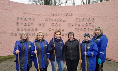 Наведение порядка на месте нахождения памятника «Погибшим землякам» в д.Саска Липка Несвижского района