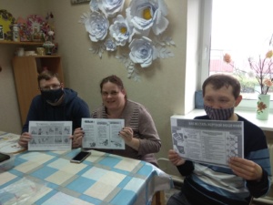 Подробнее о статье В г. Заславль прошло заседание  клуба  «Радуга» на тему «Как не стать жертвой мошенников»