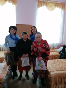 Подробнее о статье В светлый праздник с теплыми поздравления к ближним