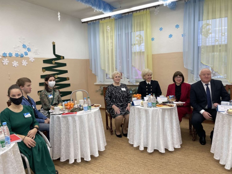 Подробнее о статье Республиканская новогодняя акция «Наши дети» в Ивенецком доме-интернате для детей-инвалидов