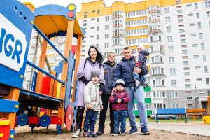 Подробнее о статье Министр труда и социальной защиты — об отношении жителей страны к семье и вариантах господдержки
