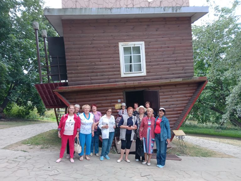 Подробнее о статье ТЦСОН Минского района в «Дукорскім маёнтку»