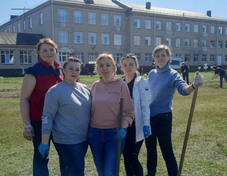 Подробнее о статье Комитет по труду, занятости и социальной защите Миноблисполкома принял участие в республиканском субботнике