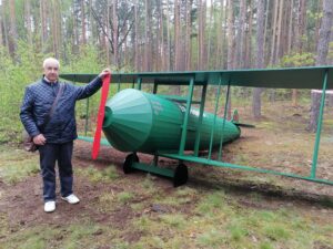 Подробнее о статье Пожилые граждане Солигорского РТЦСОН посетили Хоростовский музей партизанского края имени В.З. Коржа