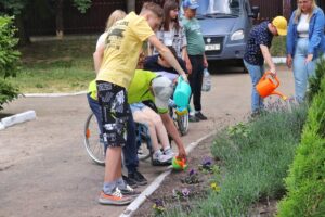 Подробнее о статье «Полей дерево – сохрани ему жизнь!»
