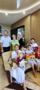 Подробнее о статье В Минском районе поздравили детей с 1 сентября